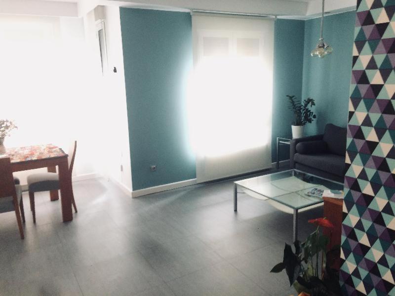 Ferienwohnung Dos Torres Puerta Del Carmen - Moderno Y Espacioso En El Centro Saragossa Zimmer foto